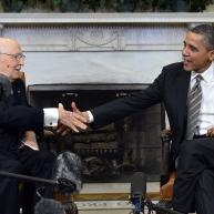 Obama si informa sulle elezioni italiane: "Napolitano leader straordinario per Italia e Ue" Obama si informa sulle elezioni italiane: "Napolitano leader straordinario per Italia e Ue"