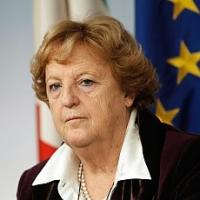 L'appello della Cancellieri. "Italiani votate tutti"