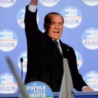 Elezioni, Berlusconi blocca il centrosinistra.   Alfano: "Scarto minimo, ministro dichiari parità"